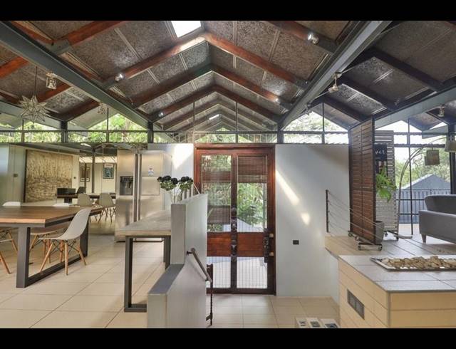 4 BEDROOM HOUSE FOR SALE IN LYNNWOOD